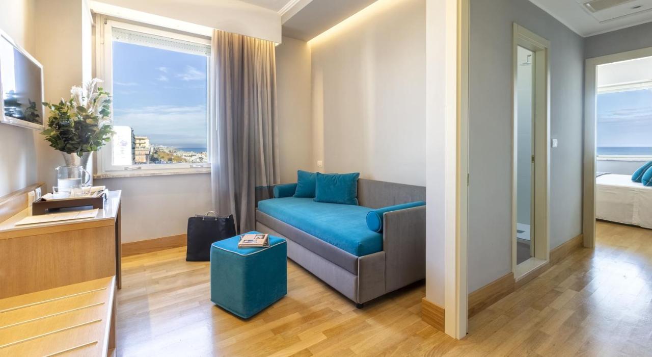 Hotel Abner'S Riccione Esterno foto