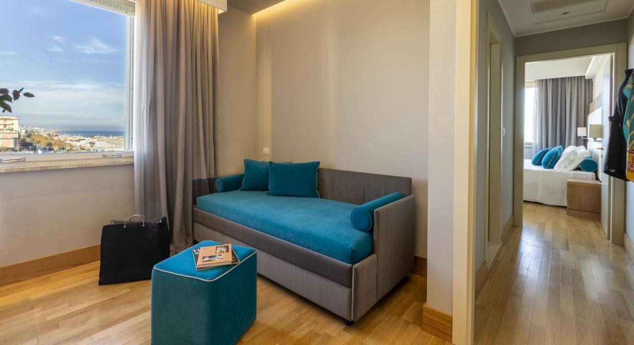 Hotel Abner'S Riccione Esterno foto