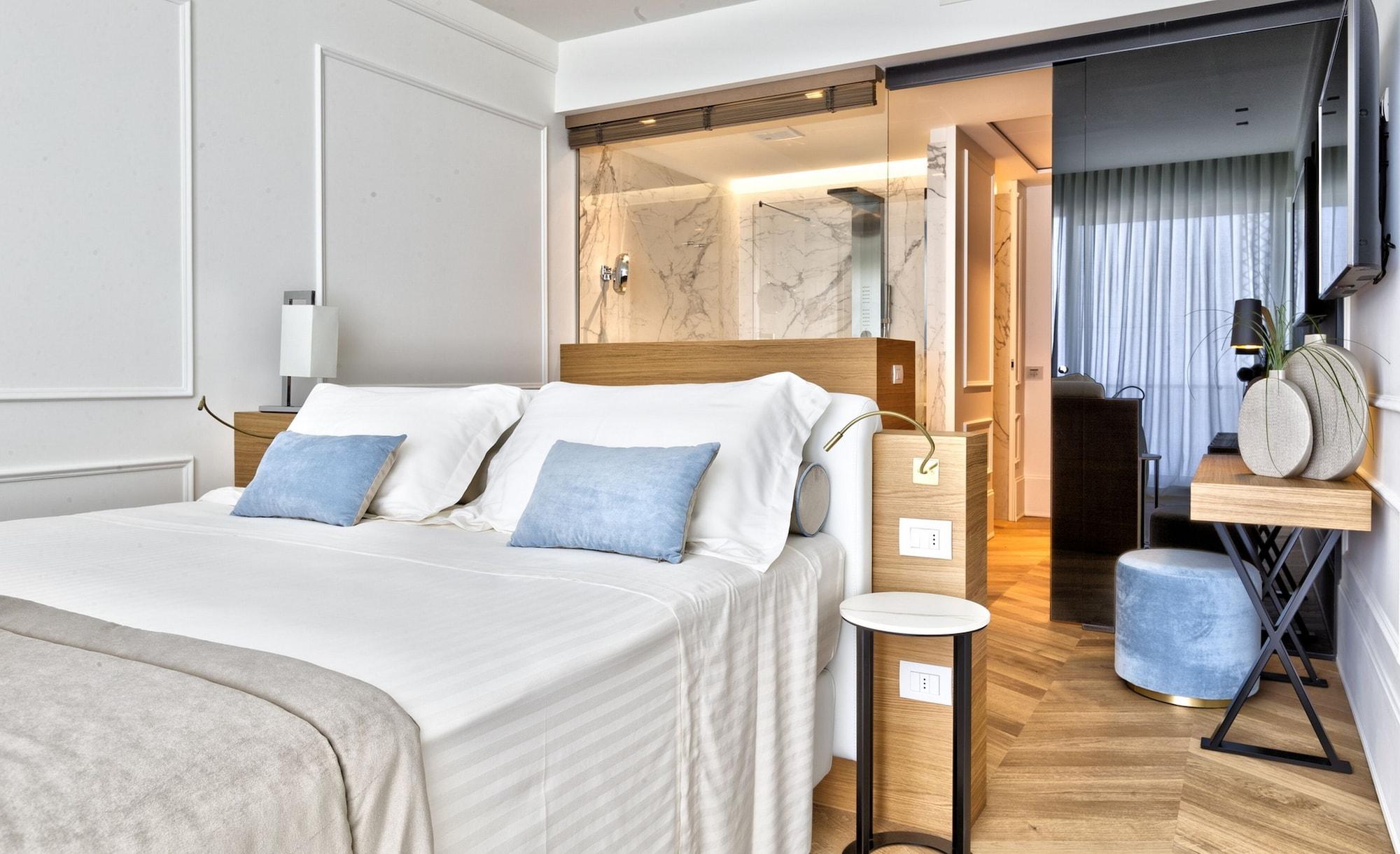 Hotel Abner'S Riccione Esterno foto