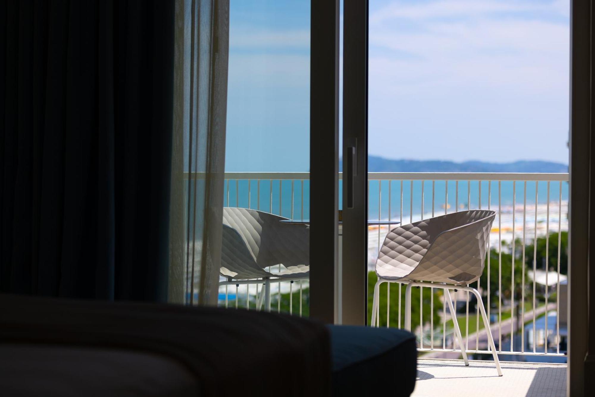 Hotel Abner'S Riccione Esterno foto