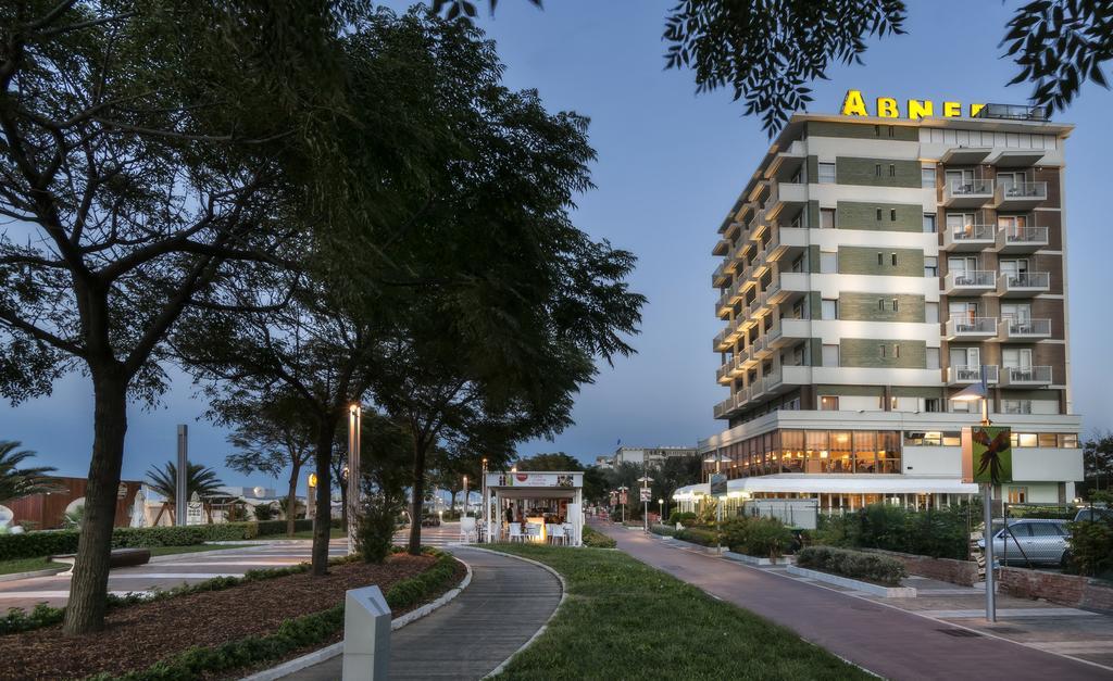 Hotel Abner'S Riccione Esterno foto
